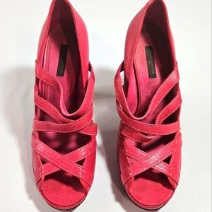 Louis Vuitton Pink Leather Womens Pumps Size 38/8